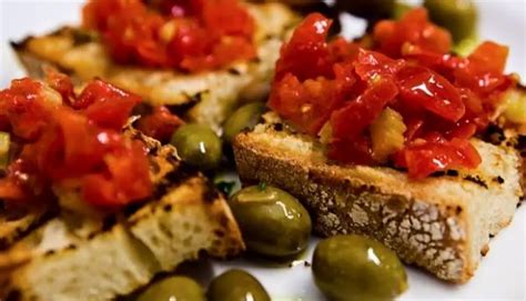 sagra della bruschetta lariano|Sagra della bruschetta a Licenza su GiraItalia.it